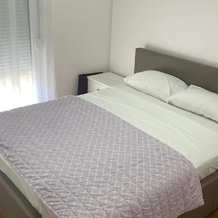 Apartment Pearl-Free Parking Makarska Exterior photo